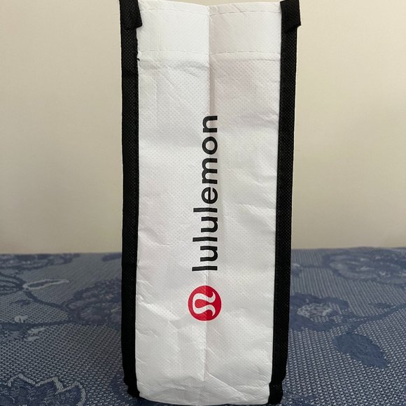 Lululemon Manifesto white, red, black & grey small reusable tote bag rare - Picture 5 of 6